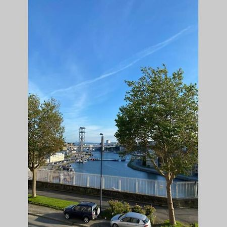 Milin : Appt 2 Ch Vue Sur Mer, Lumineux - Centre-Ville, Proche Facs, Telepherique Et Arsenal. Brest Eksteriør bilde