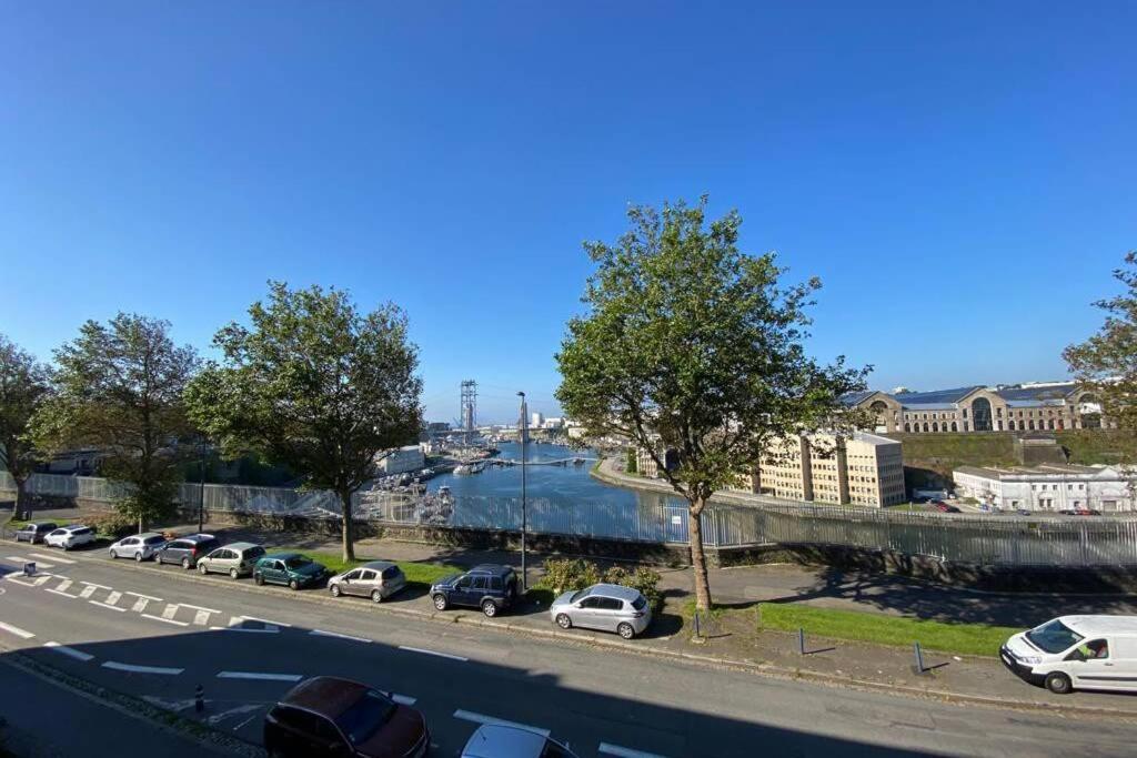 Milin : Appt 2 Ch Vue Sur Mer, Lumineux - Centre-Ville, Proche Facs, Telepherique Et Arsenal. Brest Eksteriør bilde